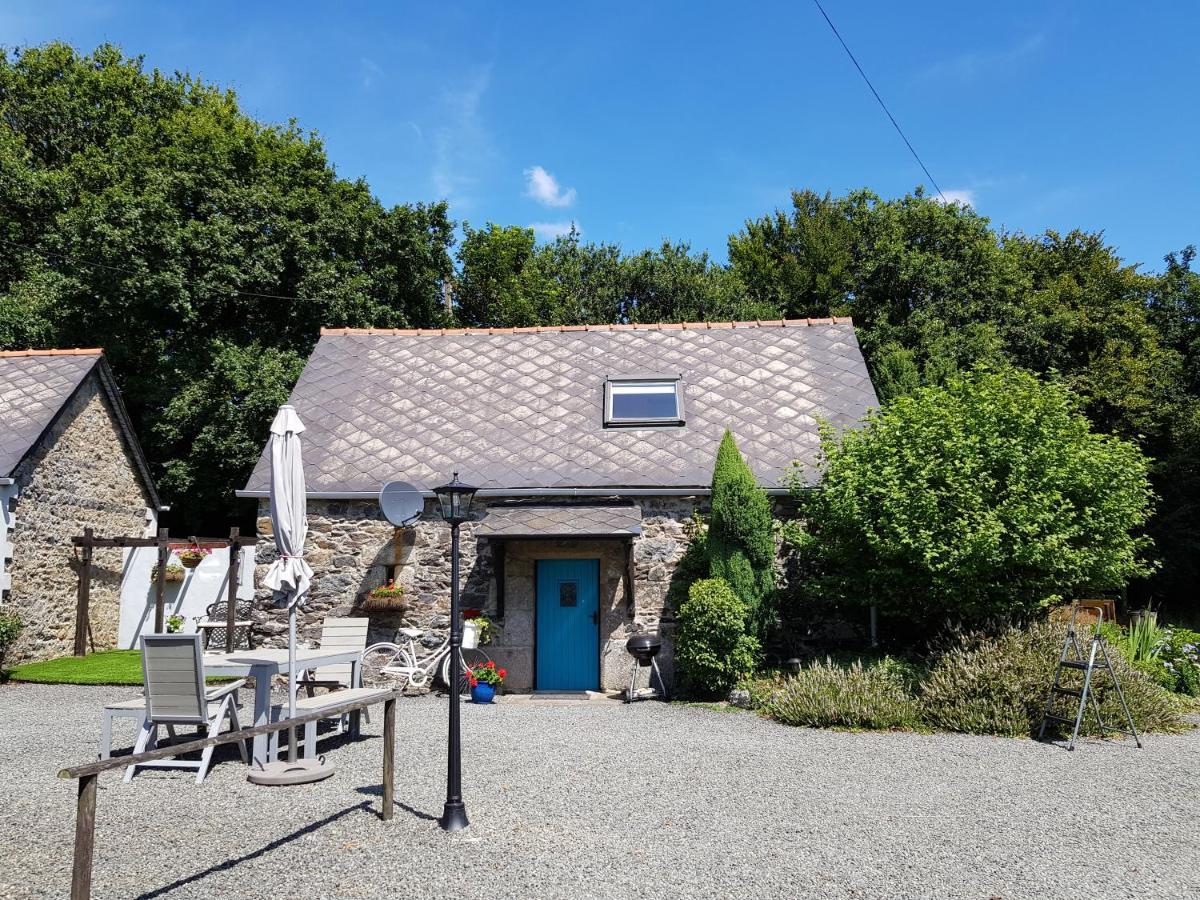 Maroux Vian Country Cottage Callac Esterno foto